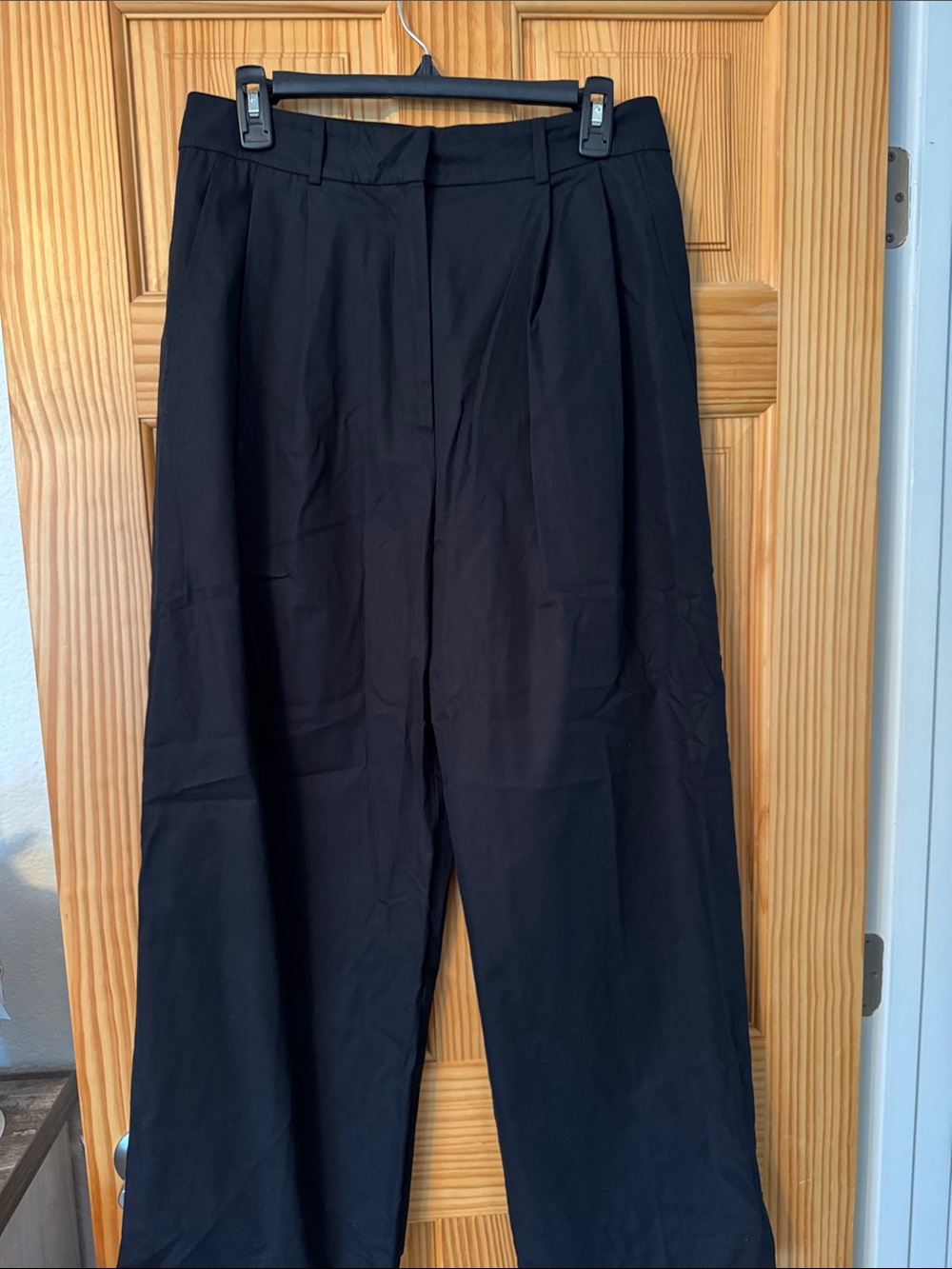 Wayf Black Wide-Leg Dress Pants